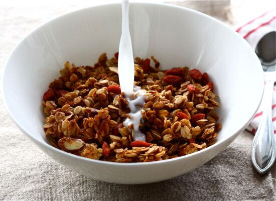 Vanilla Almond Goji Berry Granola