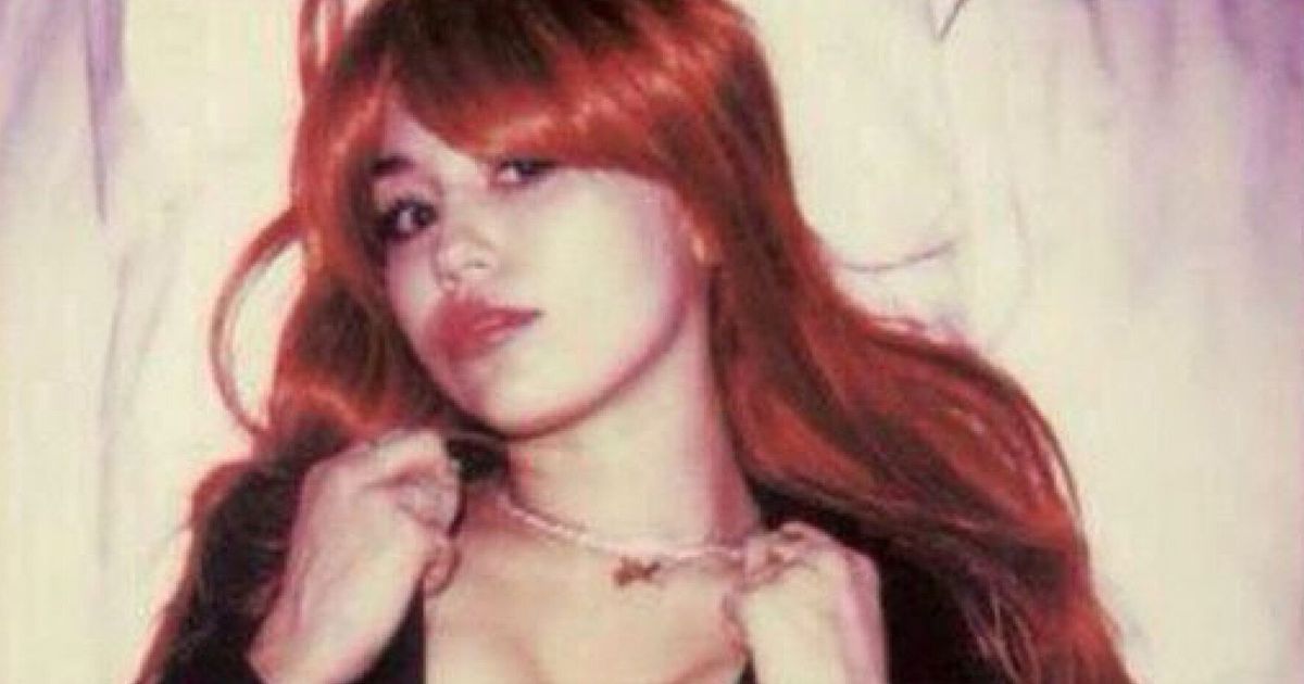 Miley Cyrus Almost Naked For Nsfw Polaroid Photos From