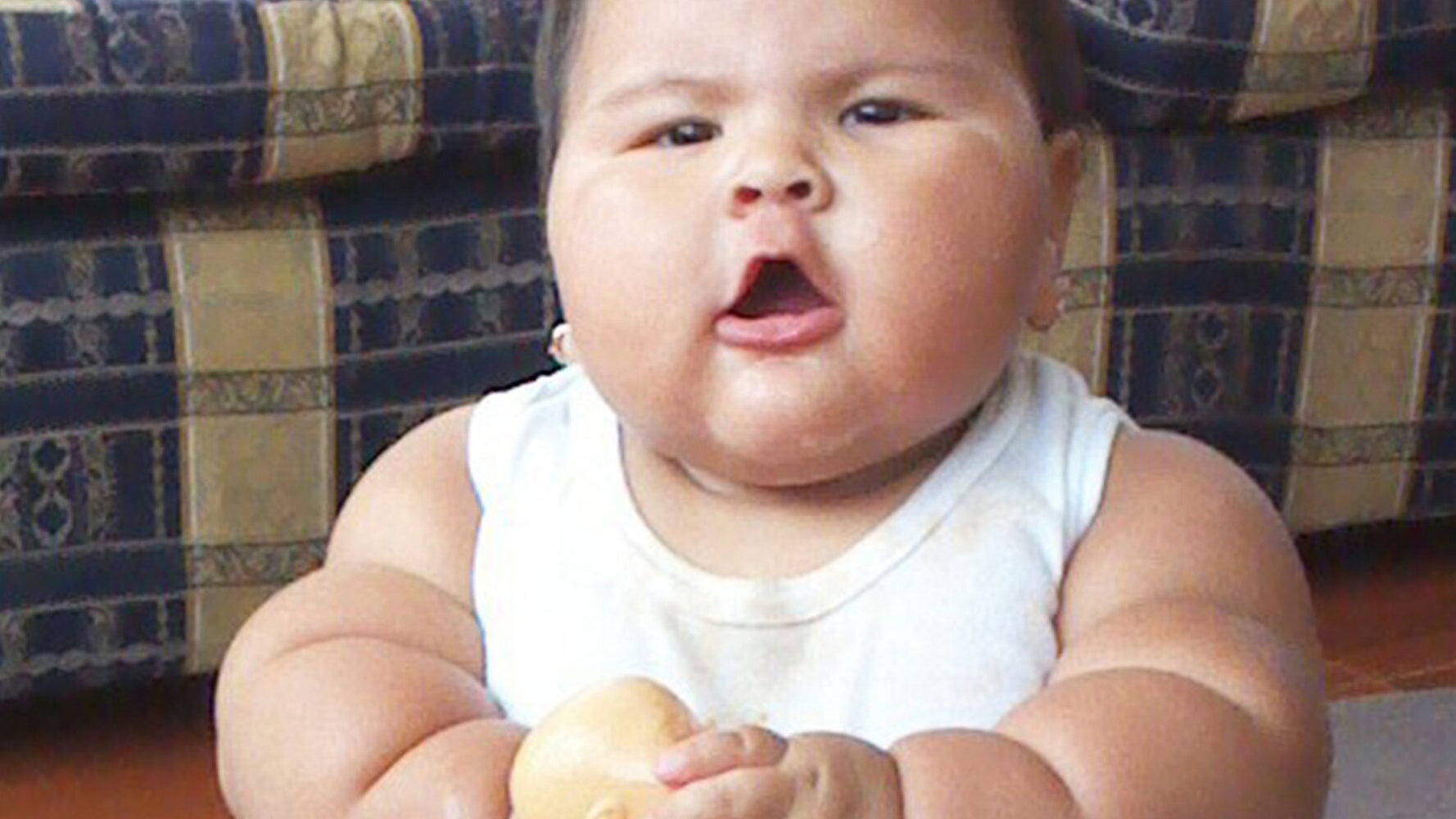 Obese Baby With Mystery Illness Weighs 20Kgs At Just 10 Months Old obese-baby-with-mystery-illness-weighs-20kgs-at-just-10-months-old