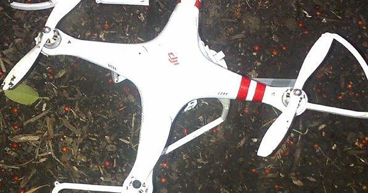 Us Intelligence Worker Drunkenly Crashes Drone Onto White House Lawn Huffpost Uk Tech