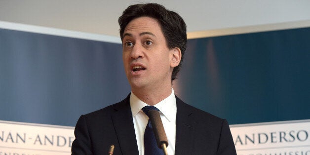 BELFAST, NORTHERN IRELAND - JANUARY 22: Ed Miliband talks to students during a question and answer press conference at Belfast Art College on January 22, 2015 in Belfast, Northern Ireland. The Labour leader is on a short visit to the province later meeting the First and Deputy First Ministers. (Photo by Charles McQuillan/Getty Images)