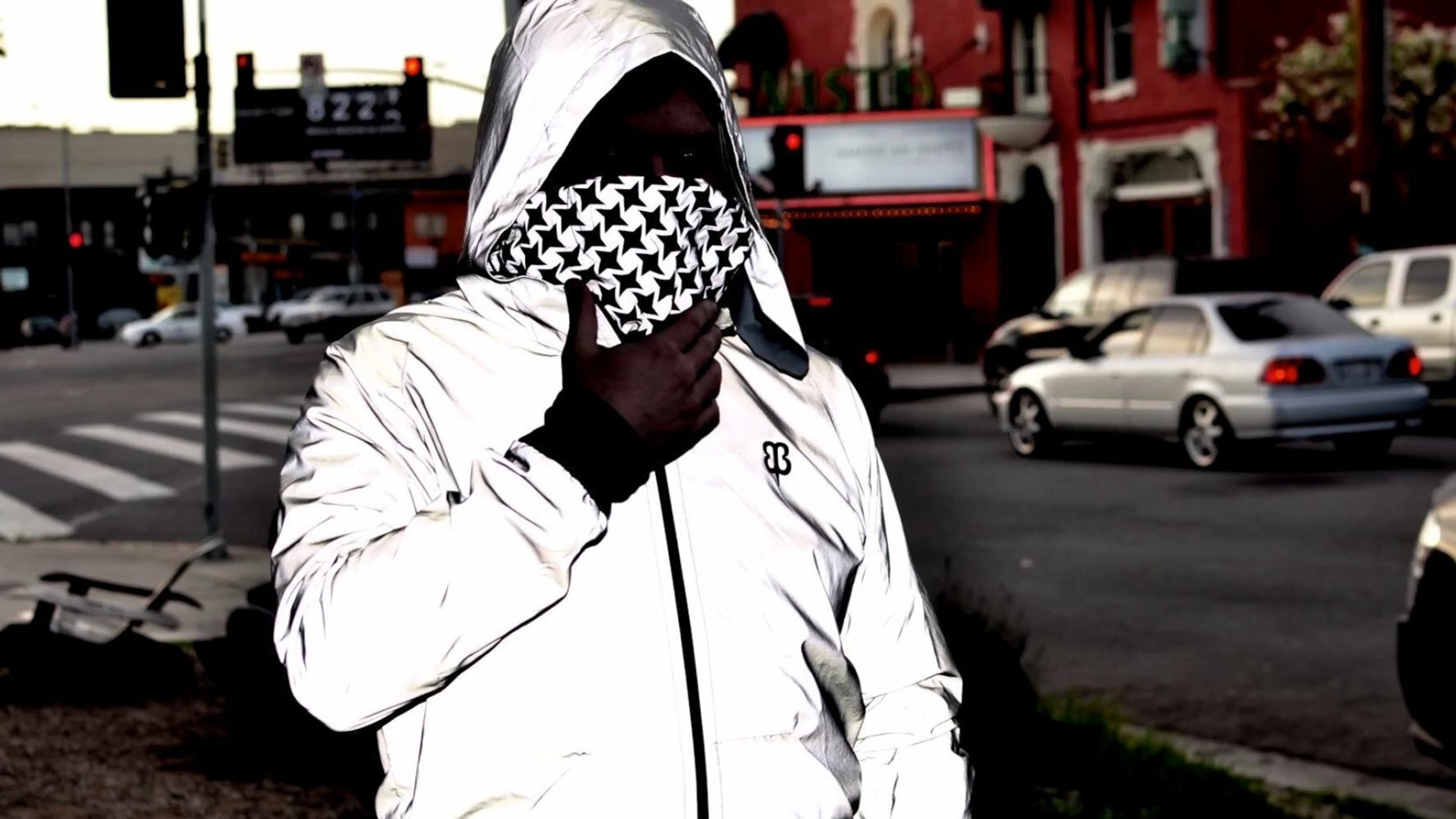 Anti-paparazzi Clothes Render Wearer 'invisible' In Photos Perfect For