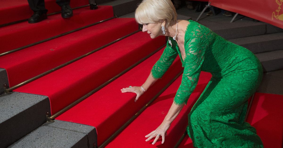 Helen Mirren Takes A Tumble On The Red Carpet And Handles It With The ...