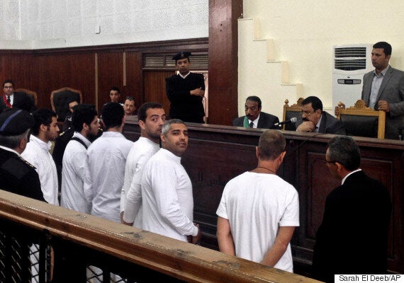 Al Jazeera Journalists Mohamed Fahmy And Baher Mohamed Freed On Bail In Egypt Huffpost Uk News 