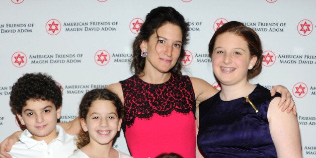 NEW YORK, NY - DECEMBER 09: (L-R) Caleb Mintz, Avieal Mintz, Meredith Berkman, Yael Mintz and Noa Mintz attend American Friends of Magen David Adom's Annual New York Benefit Dinner at The Lighthouse at Chelsea Piers on December 9, 2013 in New York City. (Photo by Ben Gabbe/Getty Images)