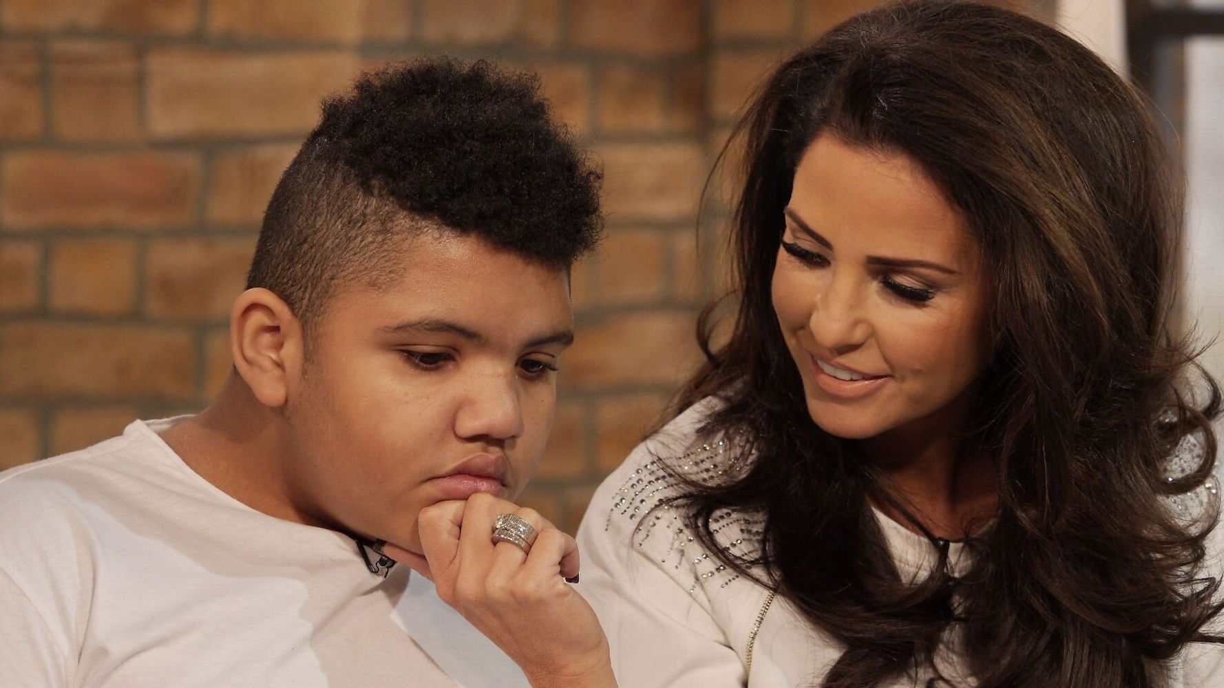 Katie Prices Son Harvey Cheekily Calls His Mum ‘babe During Heartwarming ‘this Morning 