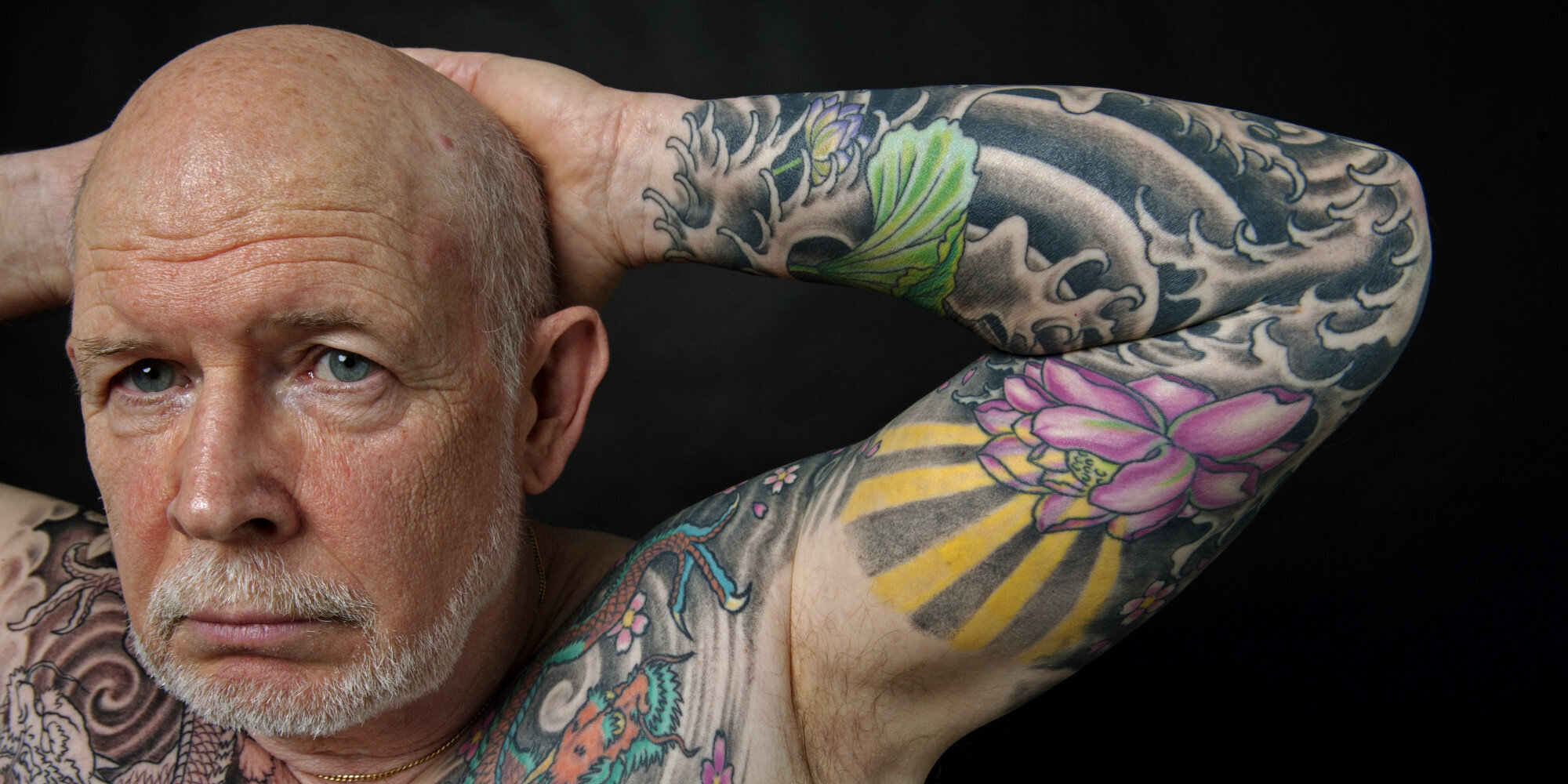 Tattoos on saggy skin What happens to tattoos in old age  Afrinik