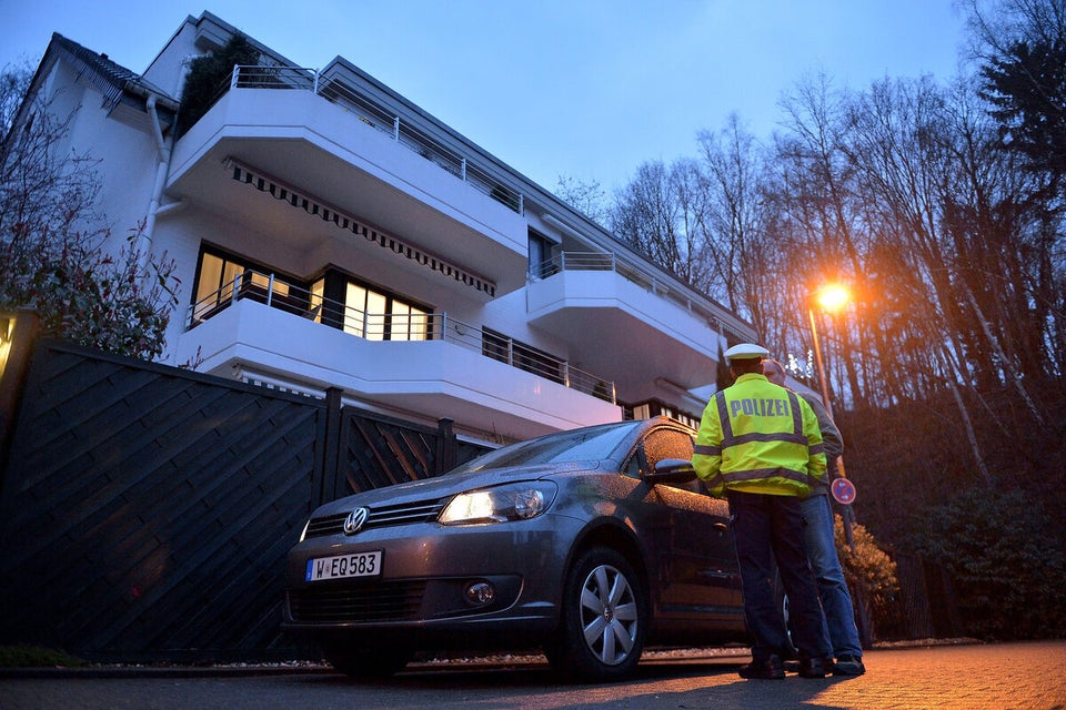 Police Investigate Role Of Germanwings Co-Pilot