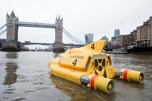 Thunderbird 4 on the Thames