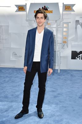 MTV Movie Awards Red Carpet: The Best And Worst Dressed Stars At The 2015  Ceremony (PICS) | HuffPost UK Entertainment