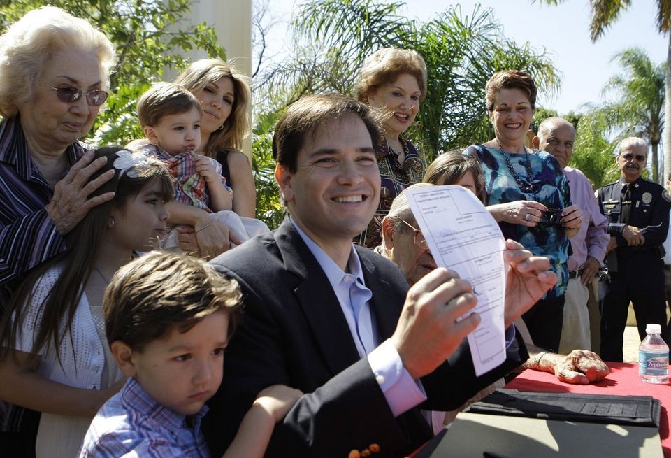 Marco Rubio con su familia