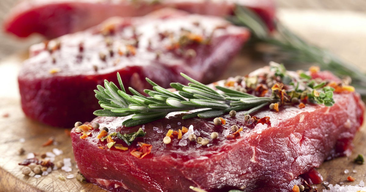 Red Meat Makes You Put On Weight, While Yogurt, Seafood And Nuts Aid