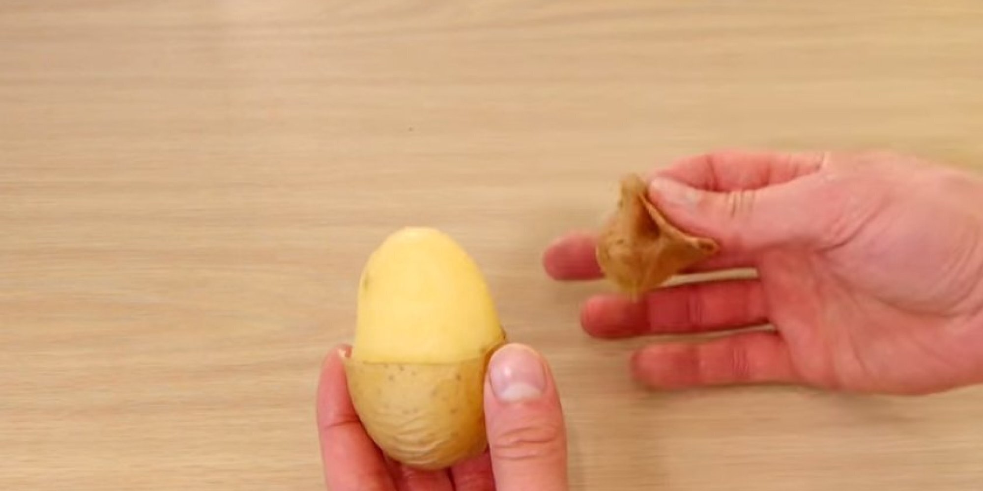 Life Hack How To Peel A Potato In Seconds Without Faffing About With   5d01f44f24000051178b3764 