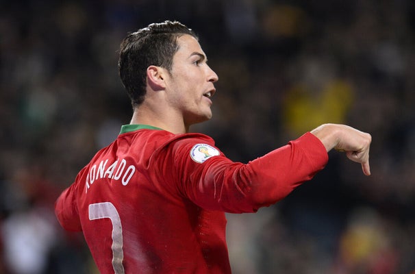 Ronaldo's Hat Trick In World Cup Qualifying Playoff Even Had Zlatan  Ibrahimovic Applauding (GIF/VIDEO)