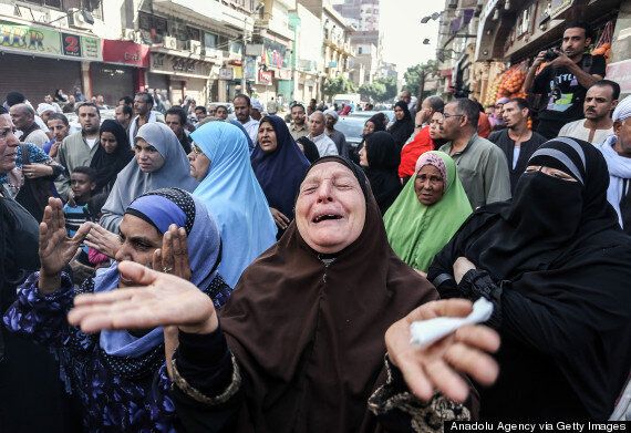 Egypt Sentences 683 Muslim Brotherhood Supporters To Death In Mass Trial Huffpost Uk News