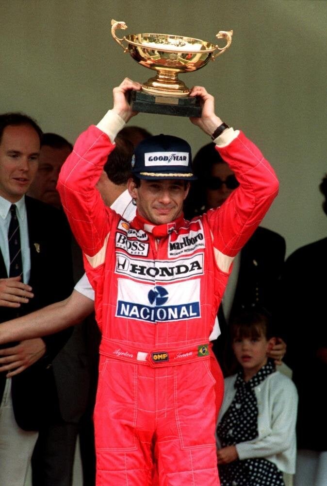 Ayrton Senna Death: F1 Legend's Greatest Races (VIDEO)