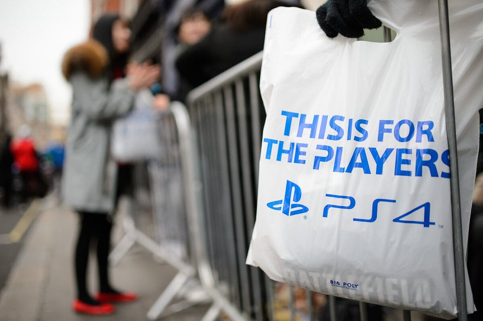 Gamers Queue For Playstation 4 Launch