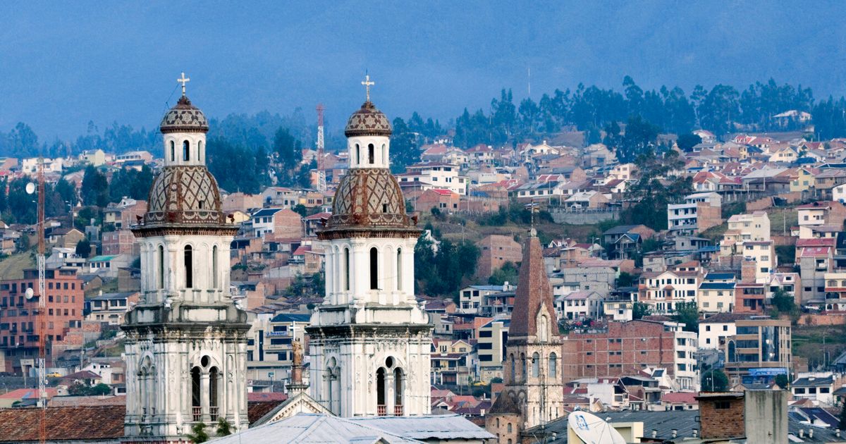 why-cuenca-ecuador-remains-a-top-retire-overseas-choice-huffpost