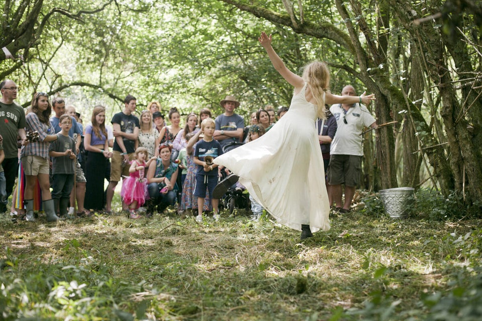 Wilderness entertainer