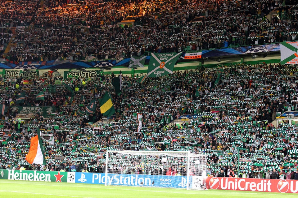 Soccer - UEFA Champions League - Group H - Celtic v Barcelona - Celtic Park