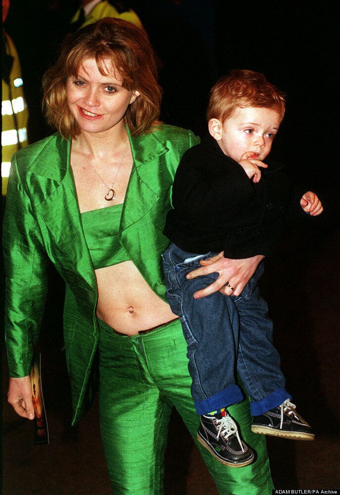 PA NEWS PHOTO 26/3/98 ACTRESS Danniella WESTBROOK ARRIVES WITH HER SON KAI FOR THE MOVIE PREMIERE OF THE FOX'S ANIMATED MOTION ...