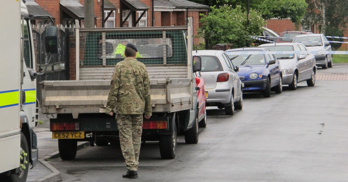 Bomb Squad Sent To Mosque As 39 Homes Evacuated In Walsall | HuffPost ...