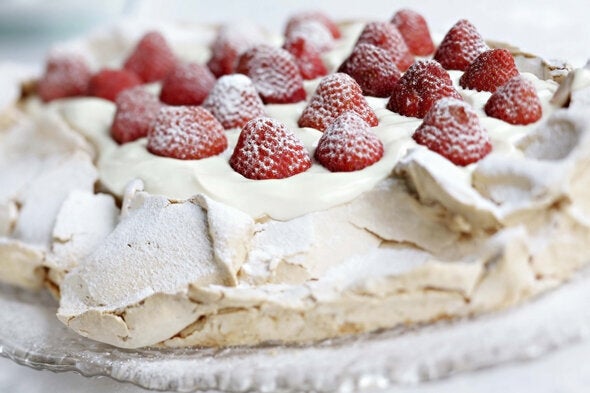 Strawberry pavlova