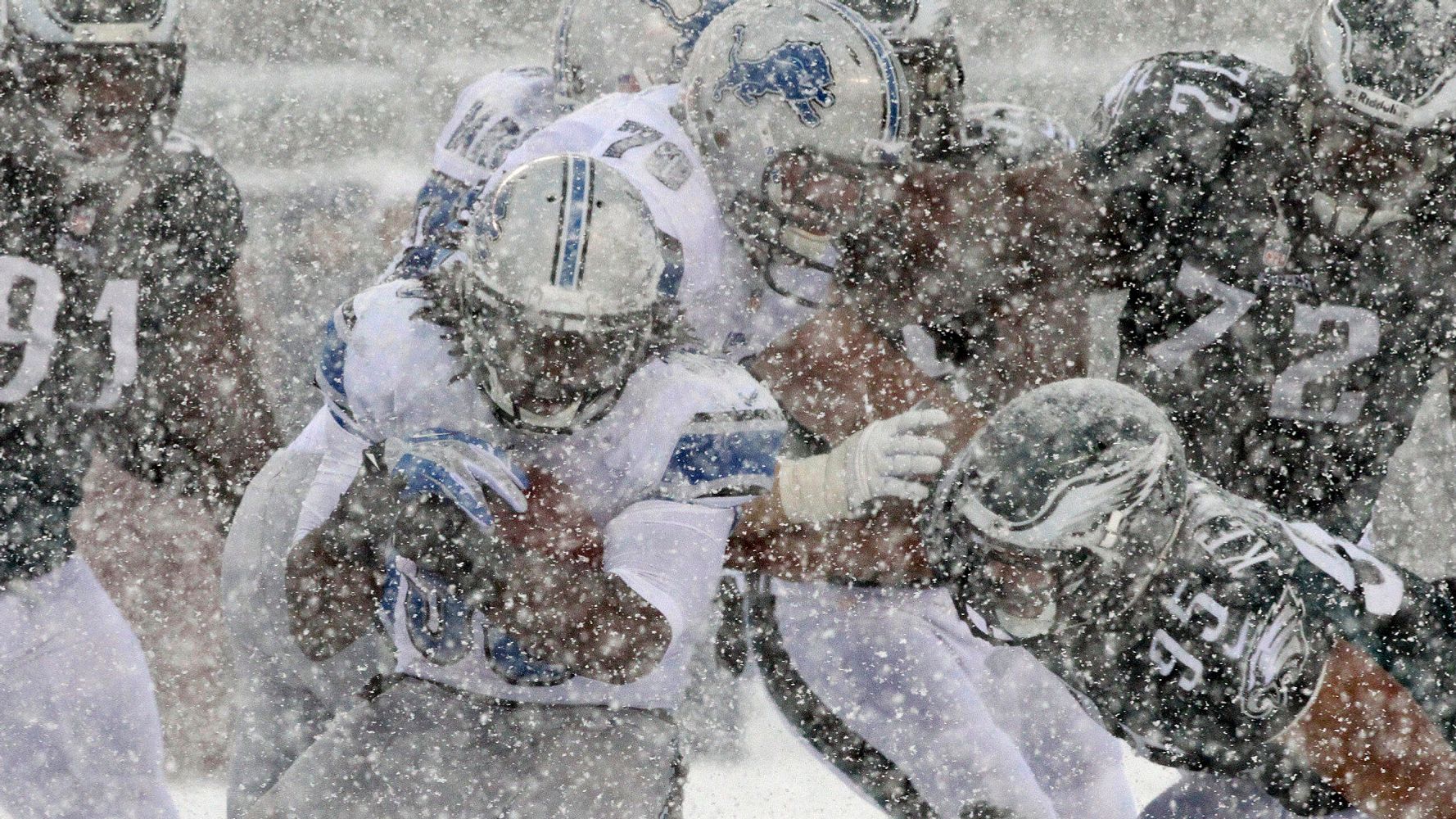 eagles lions snow game