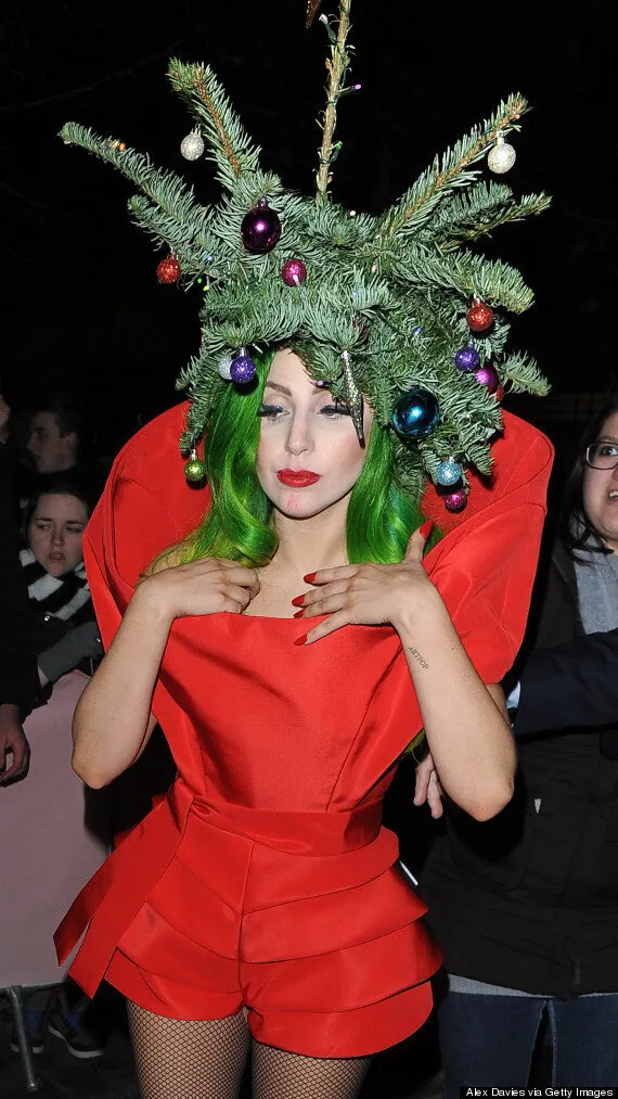 Lady gaga 2025 christmas outfit