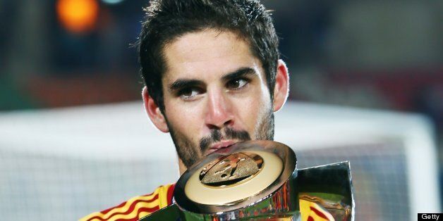 JERUSALEM, ISRAEL - JUNE 18: Isco of Spain kisses the trophy after winning the UEFA European U21 Championship final match against Italy at Teddy Stadium on June 18, 2013 in Jerusalem, Israel. (Photo by Alex Grimm/Getty Images)