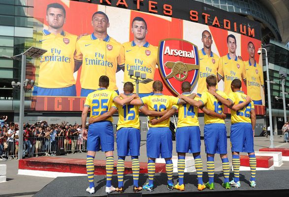 Arsenal Away Kit Launched By Gunners Brit Pack (PICTURES)