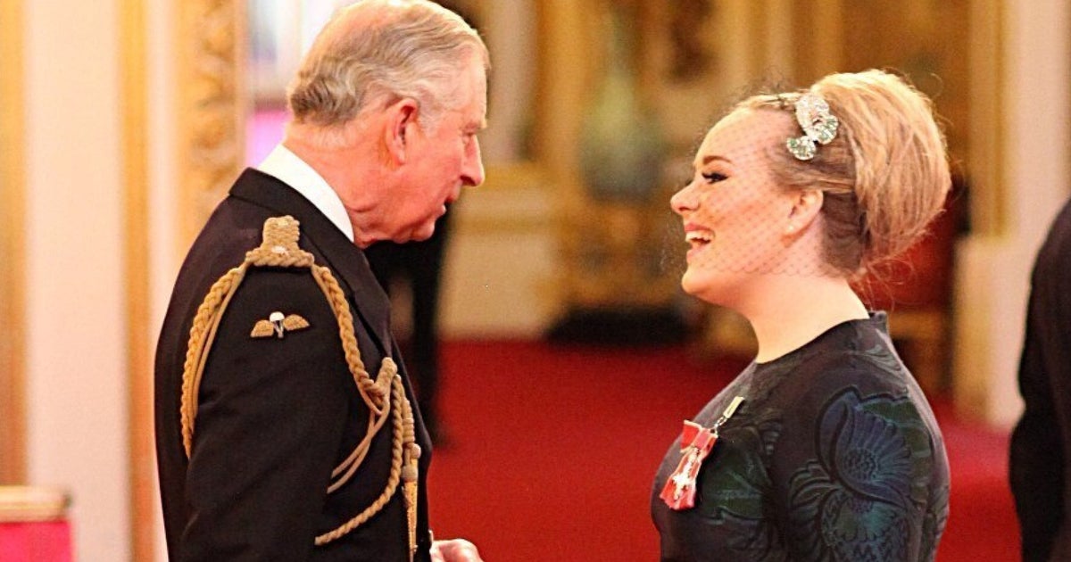 Adele Picks Up MBE From Prince Charles At Buckingham Palace (PICTURES