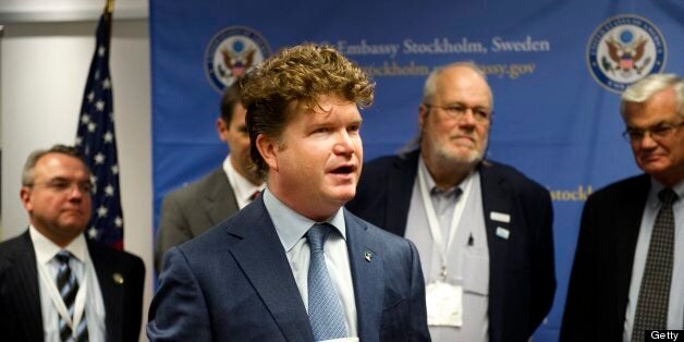 US Ambassador to Stockholm, Matthew Barzun talks during a press conference in Stockholm, on October 21 2010, in connection with the Green Capital conference at the Town Hall. Visible behind Barzun from left are Richard Krawczun, Township Manager, Lawrence Township, New Jersey, USA; Larry MacDonald, Mayor, Bayfield, Wisconsin; Ron Loveridge, Mayor, Riverside, California, USA. AFP PHOTO (Photo credit should read JESSICA GOW/AFP/Getty Images)