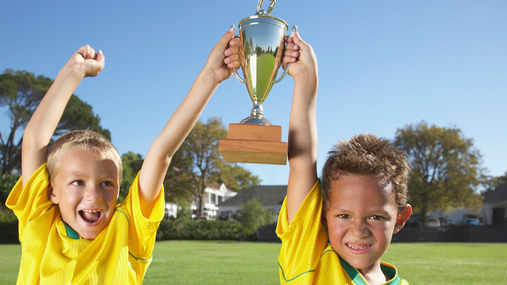 Competition Why Kids Need To Learn How To Win And Lose Huffpost Uk Life