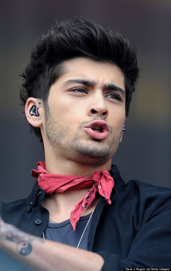 Zayn Malik Joint Video Footage Of One Direction Star Smoking Suspicious Looking Cigarette 