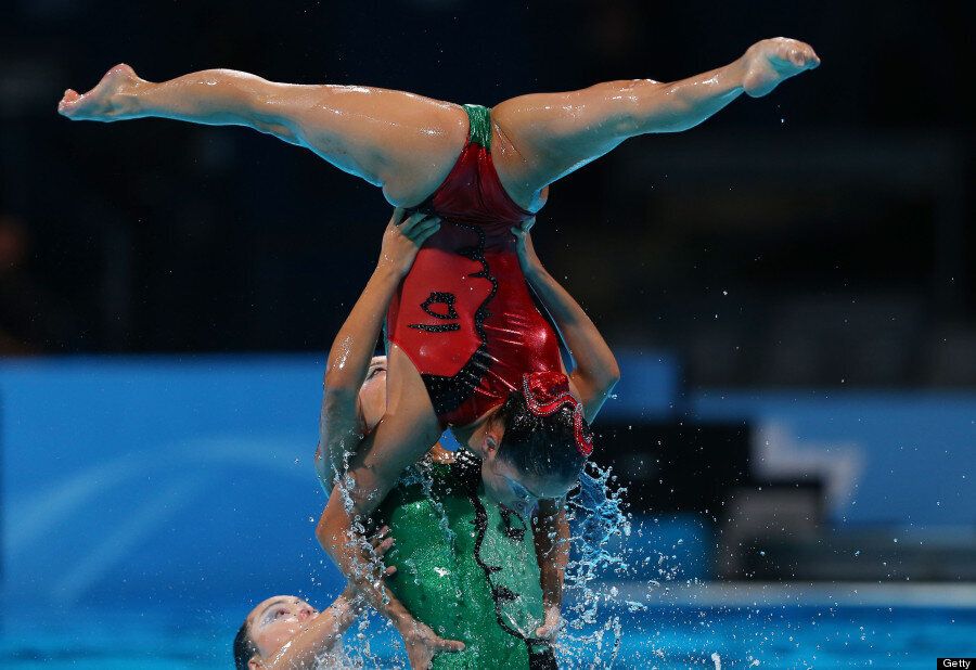 8-amazing-pictures-of-synchronised-swimming-from-the-fina-world