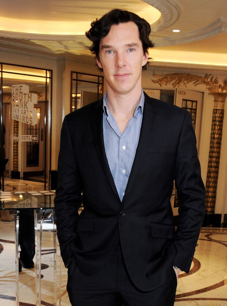 Benedict Cumberbatch Arrives At The 2013 South Bank Sky Arts Awards