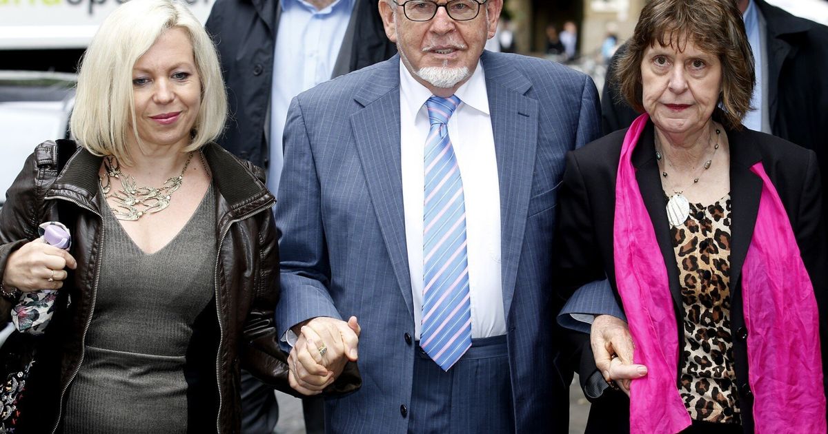 Rolf Harris Sex Offence Claims Are 'Ridiculous' Says Brother Bruce ...