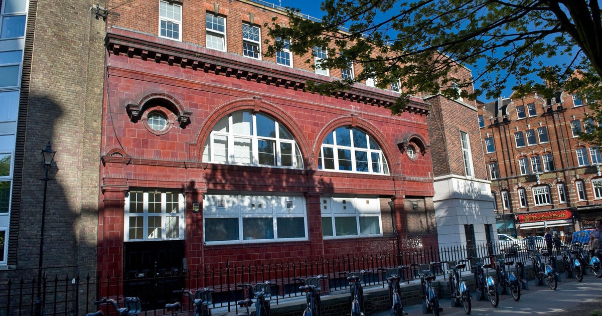 Brompton Road Underground Station Used By Churchill As WWII Command ...