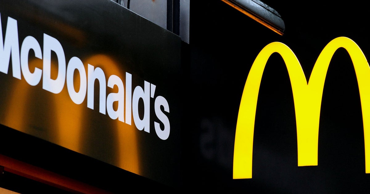 Mcdonalds Apologises For Banning Youths After 7pm From London Sidcup Restaurant Huffpost Uk News 