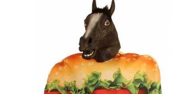 Horse meat scandal: Tesco apologises over 'hay' Twitter post