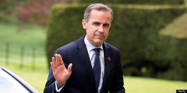FILE PHOTO: Mark Carney, outgoing governor of the Bank of Canada, waves as he arrives to attend the Group of Seven (G-7) finance ministers and central bank governors meeting at Hartwell House in Aylesbury, U.K., on Friday, May 10, 2013. Carney's first six weeks as Bank of England governor will test his ability to turn activist rhetoric into policy reality as he seeks to accelerate the struggling U.K. economy to what he calls 'escape velocity.' Photographer: Simon Dawson/Bloomberg via Getty Image