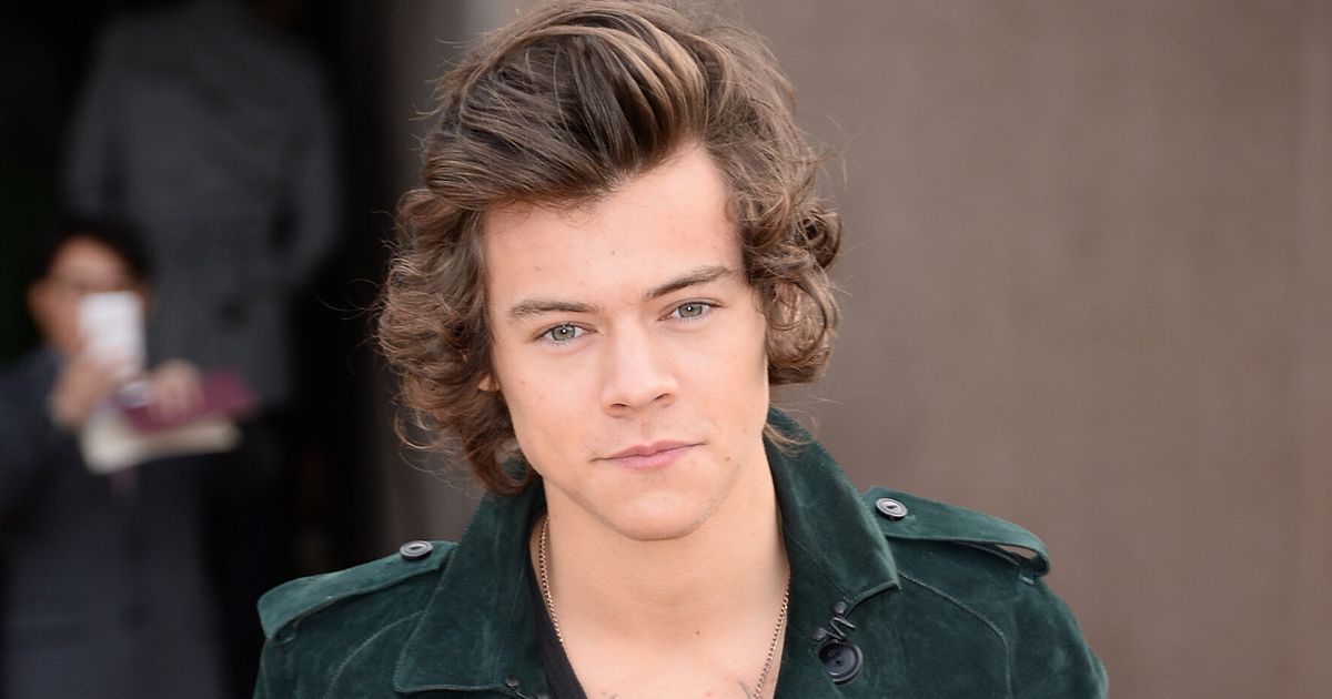 One Direction's Harry Styles Asks Bride To Leave Her Husband In Clip ...