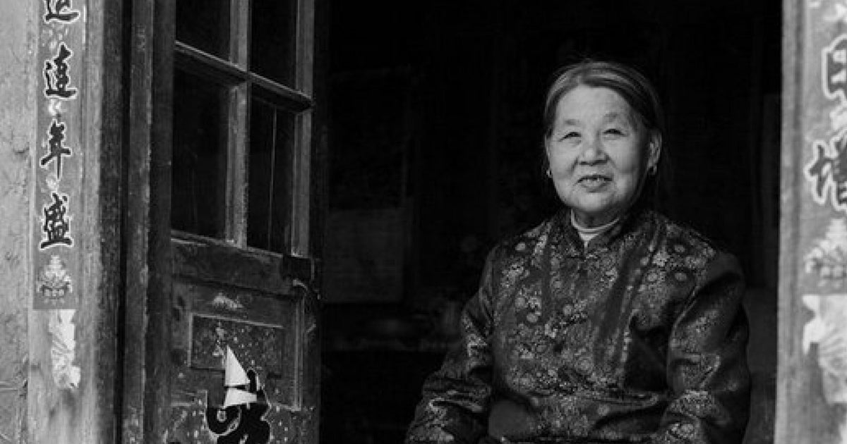 Chinese Foot Binding These Pictures Expose The Barbaric Reality Of The