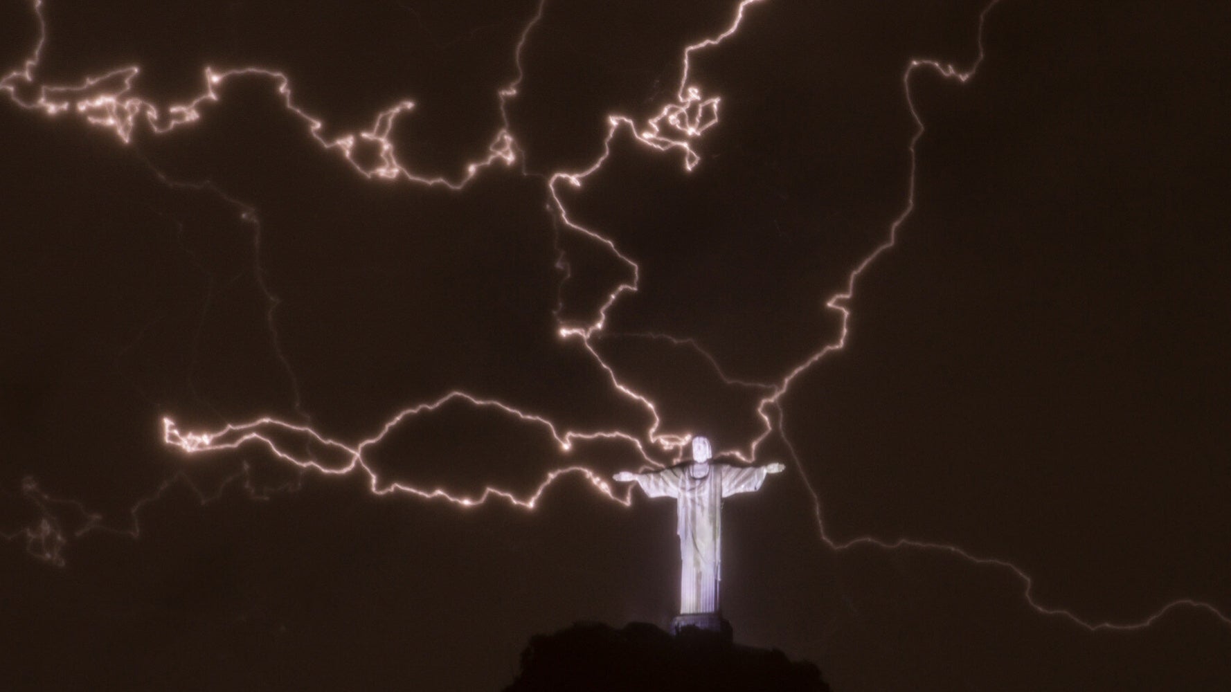 Christ The Redeemer Statue Damaged In Lightning Storm Say Officials In