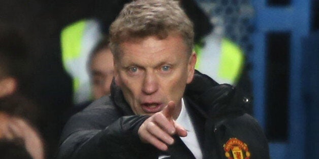 LONDON, ENGLAND - JANUARY 19: Manager David Moyes of Manchester United watches from the touchline during the Barclays Premier League match between Chelsea and Manchester United at Stamford Bridge on January 19, 2014 in London, England. (Photo by John Peters/Man Utd via Getty Images)