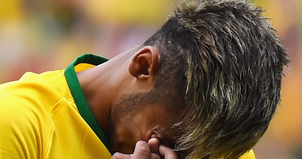 Neymar Cries During Brazilian National Anthem V Mexico | HuffPost UK