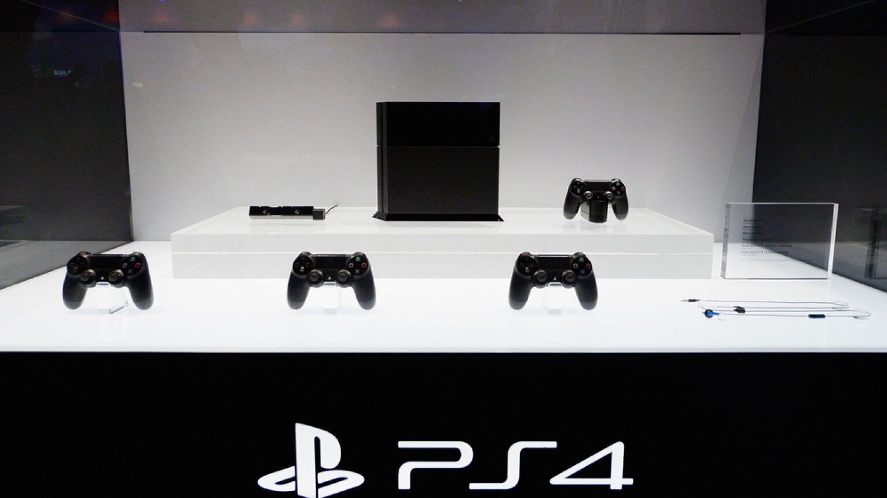 PS4 Release Date: Next-Gen Console To Hit UK On 29 November (VIDEO) | HuffPost UK