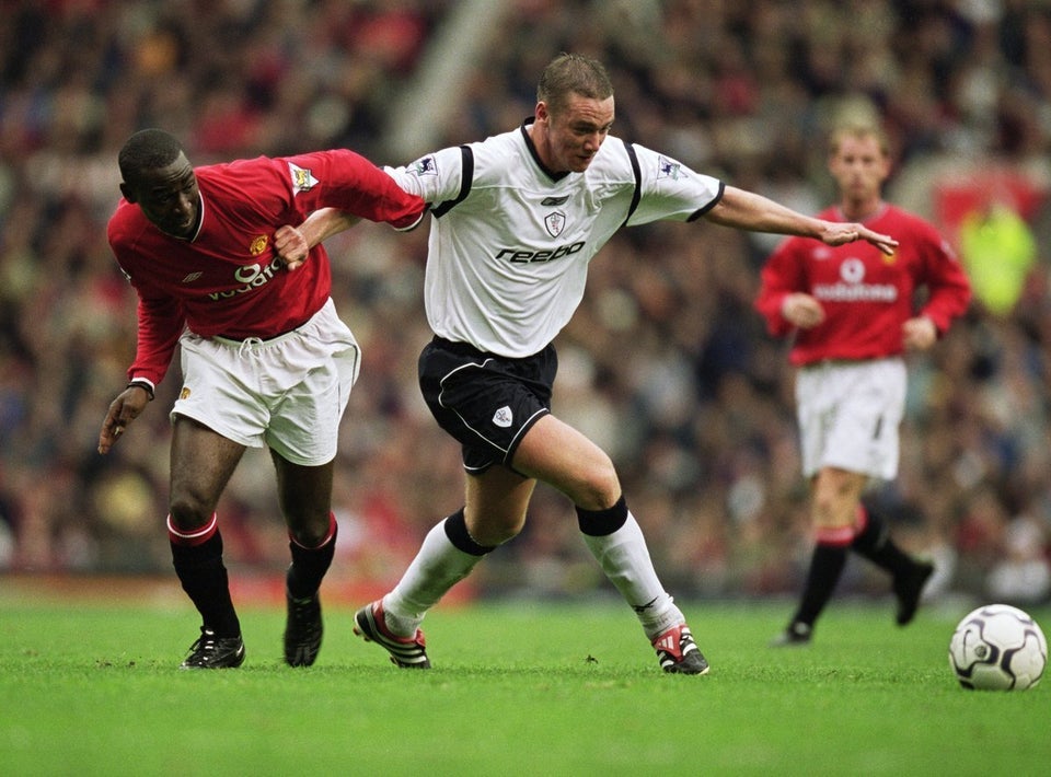 2001 - Manchester United 1-2 Bolton