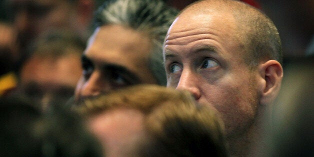 CHICAGO, IL - MARCH 15: Traders watch prices in the Ten-Year Treasury Note options pit at the CME Group following the announcement by the Federal Open Market Committee (FOMC) that they would maintain the key policy rate near zero on March 15, 2011 in Chicago, Illinois. U.S. stock and commodity prices tumbled today following a sharp drop in Japans stock market, as investors worldwide worry about the economic impact of that country's recent earthquake, tsunami and unfolding nuclear crisis. (Phot